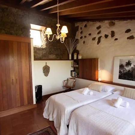 Country house Cerca De La Costa De *